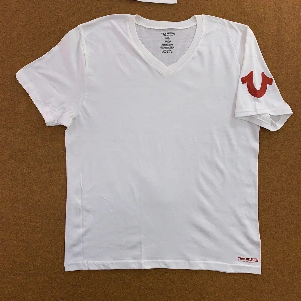 True Religion Mens Large White Horseshoe Logo V-Neck 2 Pack T-Shirts